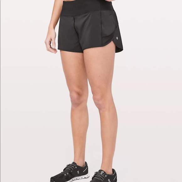 Lululemon running shorts mesh over miles - Picture 2 of 9